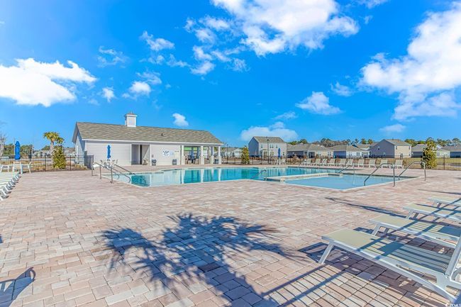 View of swimming pool | Image 26