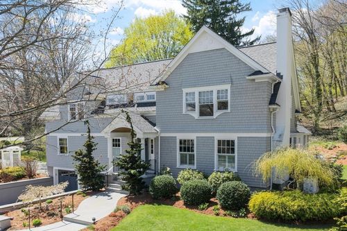 16 Hastings Rd, Lexington, MA, 02421-6807 | Card Image