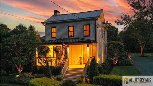 1007 Ridge Rd, MONMOUTH JUNCTION, NJ, 08852-3203 | Card Image