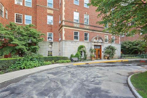 apt-12s5-13415 Shaker Blvd, Cleveland, OH, 44120-5623 | Card Image