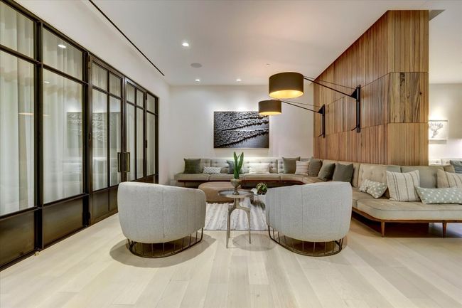 First floor amenities | Image 37