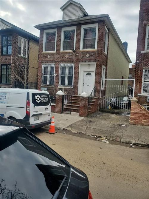 2168 Strauss St, Brooklyn, NY, 11212-4446 | Card Image