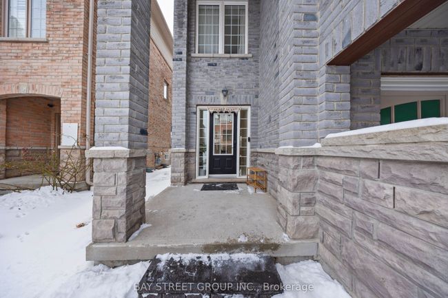 112 Barnham St, House attached with 5 bedrooms, 4 bathrooms and 2 parking in Ajax ON | Image 5