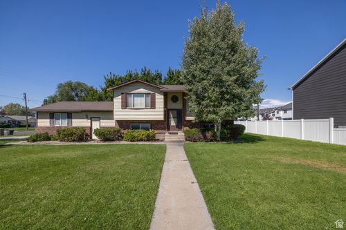 411 N Main St, Smithfield, UT, 84335-1705 | Card Image