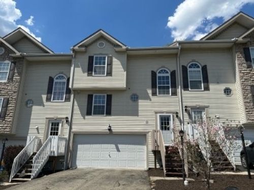 6438 Lindsey Ln, Export, PA, 15632-2569 | Card Image