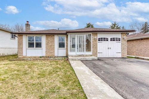 27 Gondola Crescent, Brampton, ON, L6S1W5 | Card Image