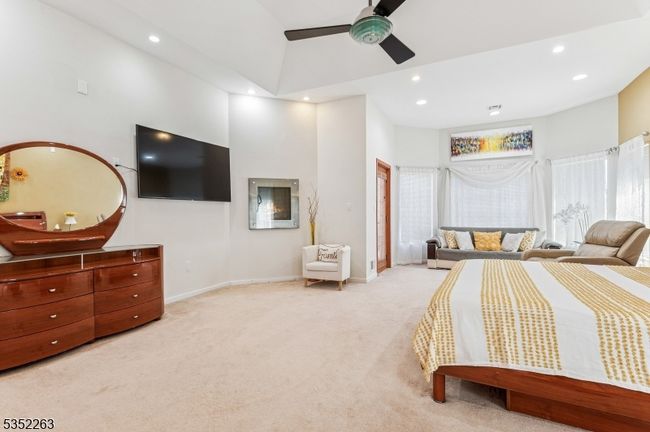 5 Holdman Pl, House other with 6 bedrooms, 5 bathrooms and null parking in Millstone Twp NJ | Image 23
