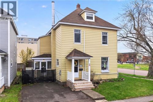 144 Dufferin St, Moncton, NB, E1C1Z3 | Card Image