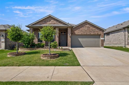 11413 Leeson St, Haslet, TX, 76052-3040 | Card Image