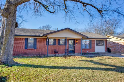 162 N Imperial Dr, Denison, TX, 75020-3572 | Card Image