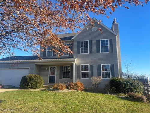 854 Longbrook Dr, Wadsworth, OH, 44281-8698 | Card Image