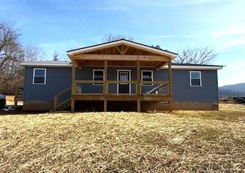 1919 S Raymond St, Covington, VA, 24426-2436 | Card Image