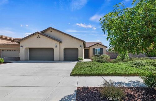 6986 Housatonic Ct, Jurupa Valley, CA, 91752-2766 | Card Image