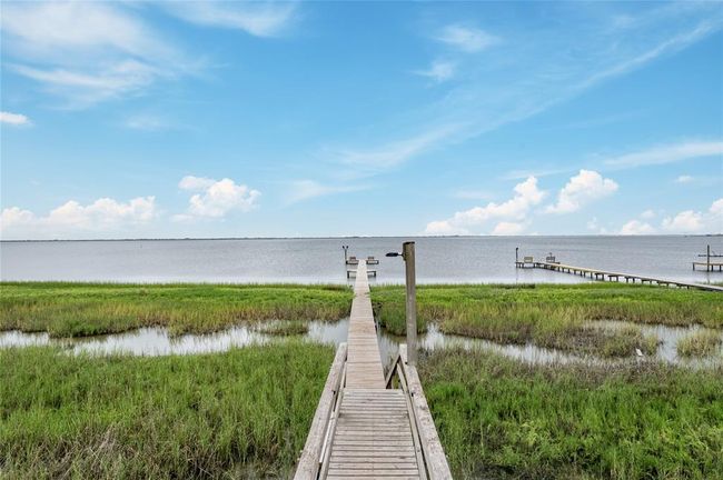 329 E Bayshore Dr, House other with 4 bedrooms, 2 bathrooms and null parking in Palacios TX | Image 5