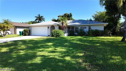 541 Landmark Dr, NAPLES, FL, 34112-5247 | Card Image