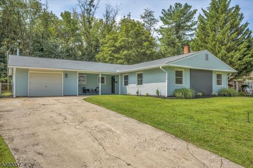 29 Evergreen Dr, WILLINGBORO, NJ, 08046-2424 | Card Image
