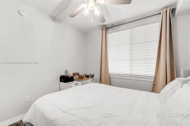 APT-112 - 6831 Sw 44 Th St, Condo with 3 bedrooms, 2 bathrooms and null parking in Miami FL | Image 14