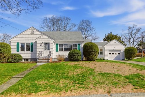 24 Kearns Ave, Tiverton, RI, 02878-1522 | Card Image