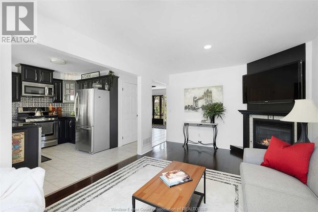 225 Golfview Dr, House other with 5 bedrooms, 4 bathrooms and null parking in Amherstburg ON | Image 14