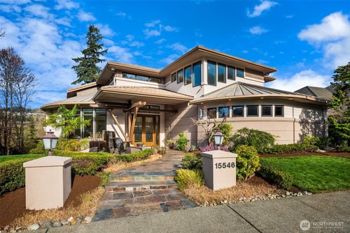 15546 Se 79th Pl, Newcastle, WA, 98059-9227 | Card Image