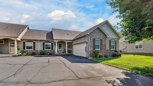 4992 384th Trl, North Branch, MN, 55056-5986 | Card Image