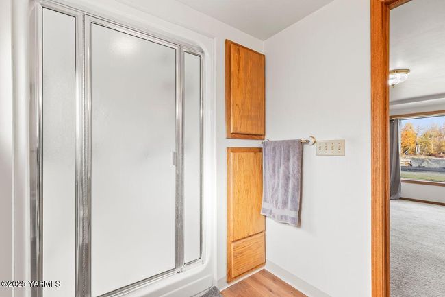Primary Bathroom | Image 24