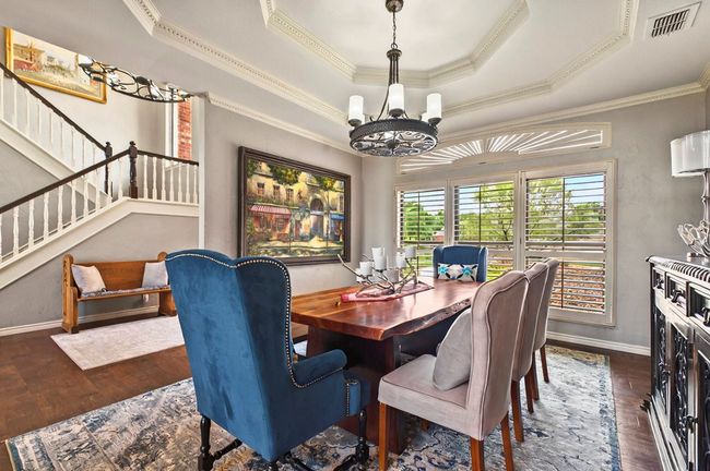 Formal Dining | Image 6