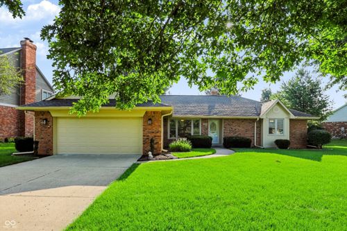 1891 Fox Ridge Ave, Greenwood, IN, 46143-8735 | Card Image