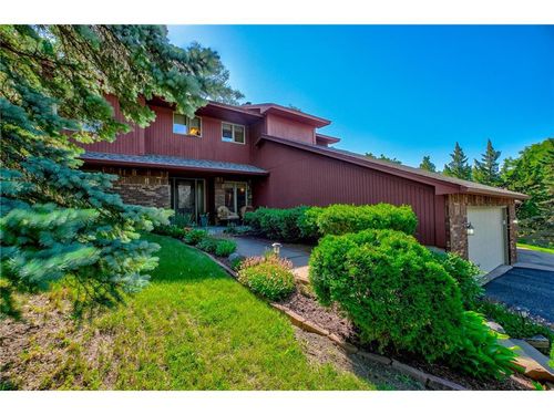 322 N Cudd Ave, RIVER FALLS, WI, 54022-2564 | Card Image