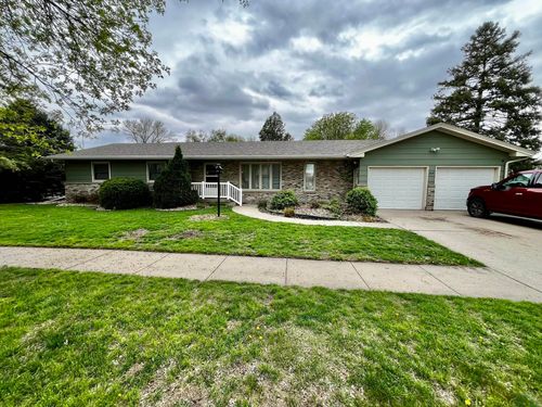 309 S Franklin St, Elk Point, SD, 57025-2445 | Card Image