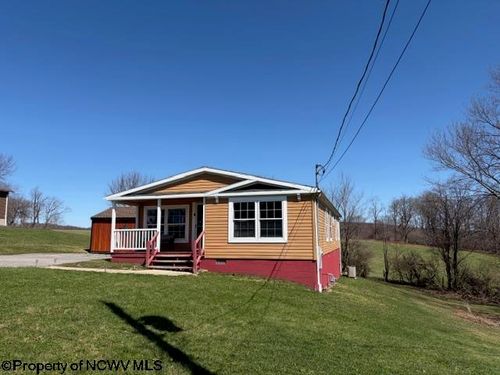 104 Clement St, Terra Alta, WV, 26764-1134 | Card Image
