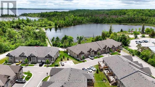44-17 Lakewood Crescent, Kawartha Lakes (Bobcaygeon), ON, K0M1A0 | Card Image
