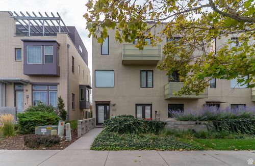4629 W Daybreak Rim Way, South Jordan, UT, 84009-5056 | Card Image