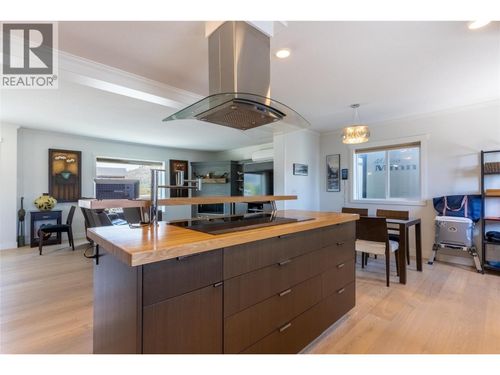 1465 Lopez Creek Dr, Cache Creek, BC, V0K1H0 | Card Image