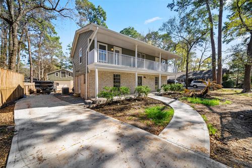 15102 Long Oak Dr, Houston, TX, 77070-1126 | Card Image