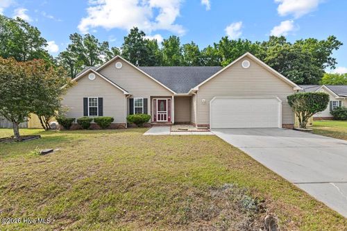 132 Forest Bluff Dr, Jacksonville, NC, 28540-8539 | Card Image