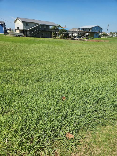 108 Treasure Ln, Freeport, TX, 77541-7913 | Card Image