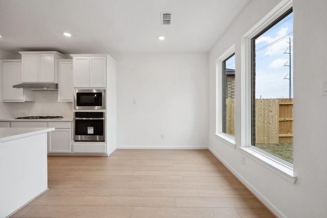 21918 Wycombe Terrace ~ Ready Now | Image 6