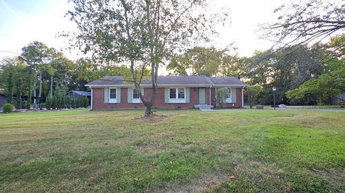 517 Meadowgreen Dr, Franklin, TN, 37069-4510 | Card Image
