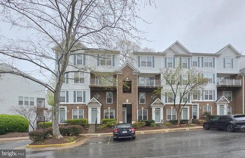 93-301-12655 Fair Crest Ct, FAIRFAX, VA, 22033-3891 | Card Image