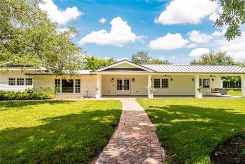 8845 Sw 116th St, Miami, FL, 33176-4337 | Card Image