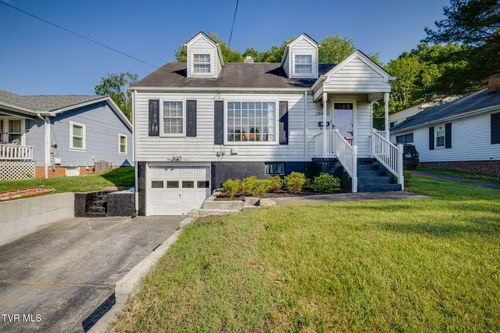 1347 Warpath Drive, Kingsport, TN, 37664 | Card Image