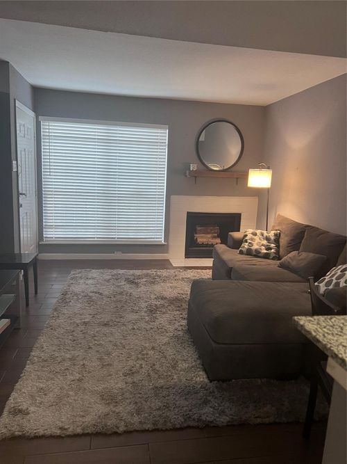 apt-89-10001 Westpark Dr, Houston, TX, 77042-5945 | Card Image