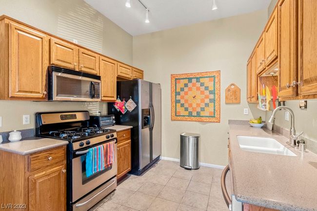 UNIT-101 - 3450 Cactus Shadow St, Condo with 2 bedrooms, 2 bathrooms and null parking in Las Vegas NV | Image 7