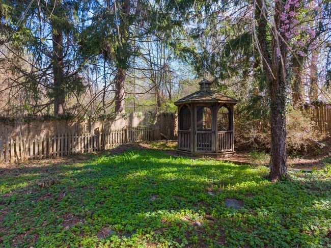 191 Long Hill Rd, House other with 4 bedrooms, 2 bathrooms and 4 parking in Middletown CT | Image 31
