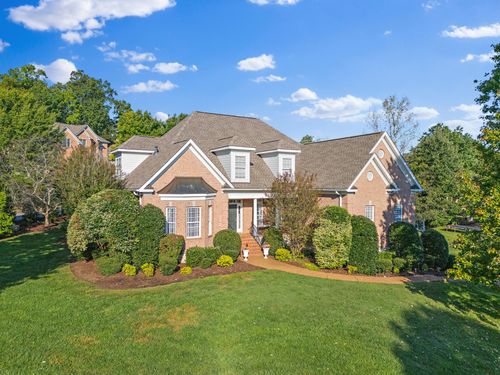 330 Fountainbrooke Dr, Brentwood, TN, 37027-7890 | Card Image