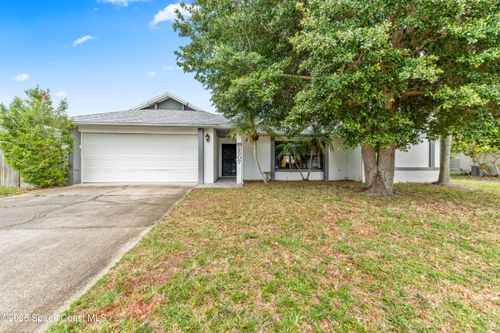 2507 Village Park Dr, Melbourne, FL, 32934-8285 | Card Image