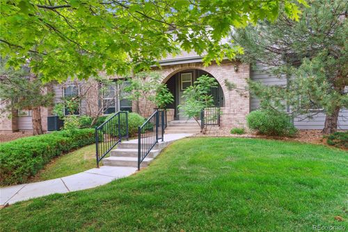 unit-102-22932 E Ontario Dr, Aurora, CO, 80016-4052 | Card Image