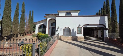 300 Horizon View Dr, Horizon City, TX, 79928-8592 | Card Image
