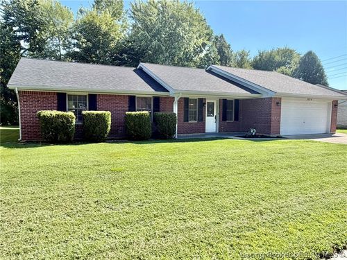 3504 Lindy Trl, Jeffersonville, IN, 47130-7295 | Card Image